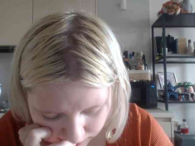 LenaHoney20 webcam