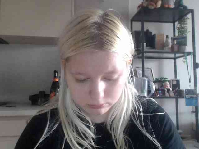 LenaHoney20 webcam