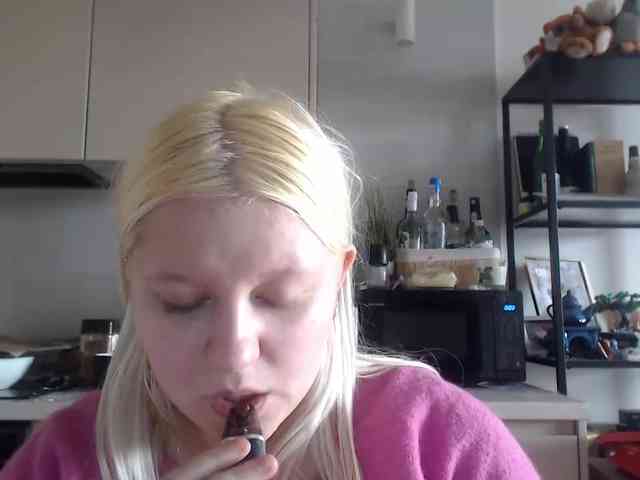 LenaHoney20 webcam