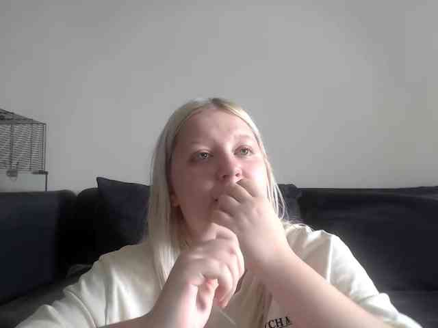 LenaHoney20 webcam