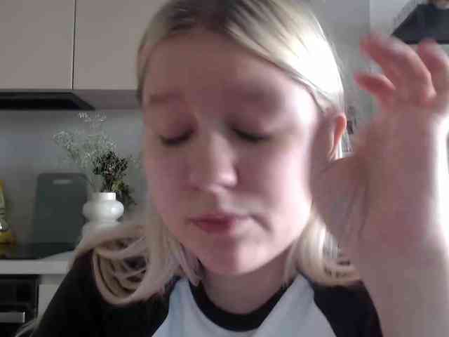 LenaHoney20 webcam