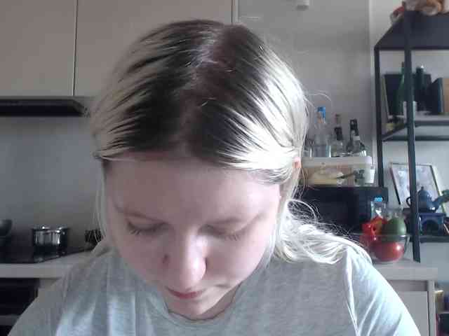 LenaHoney20 webcam