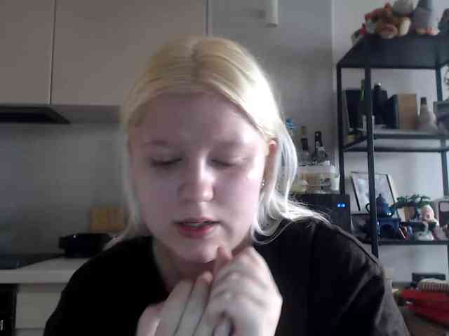 LenaHoney20 webcam