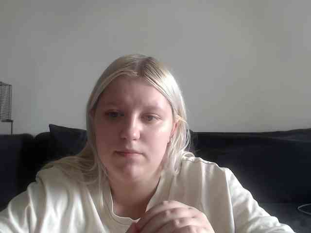 LenaHoney20 webcam