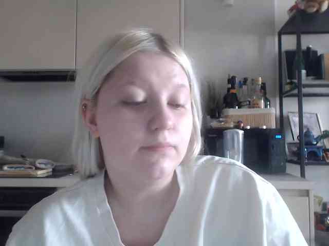 LenaHoney20 webcam