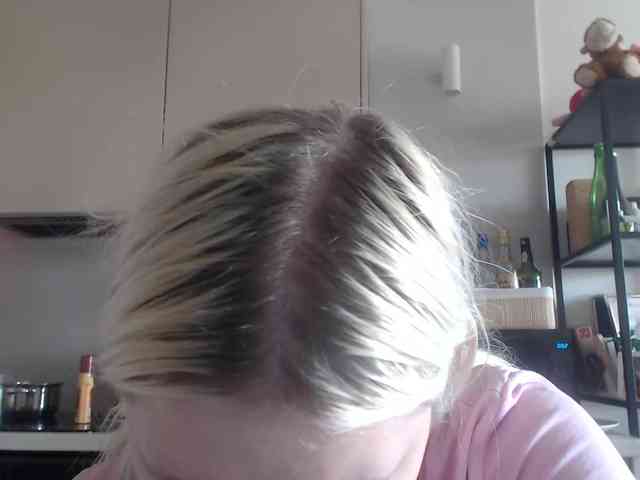 LenaHoney20 webcam