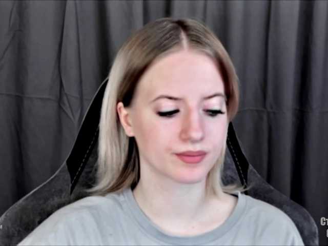 HeyAlise's BongaCams show and profile