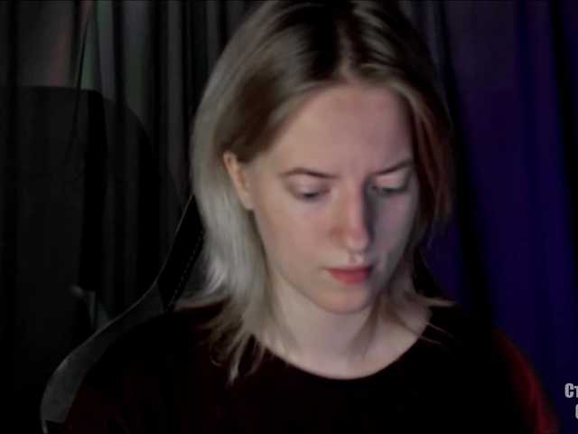 HeyAlise's BongaCams show and profile