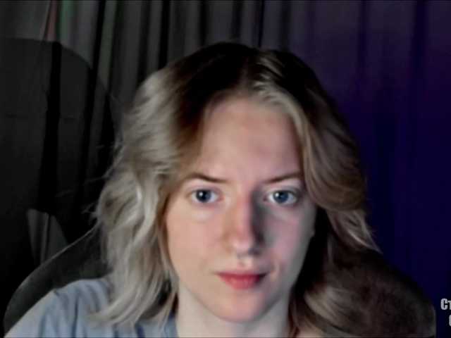 HeyAlise's BongaCams show and profile