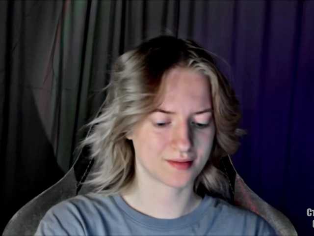 HeyAlise's BongaCams show and profile