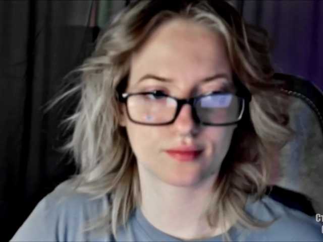 HeyAlise's BongaCams show and profile