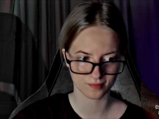 HeyAlise's BongaCams show and profile