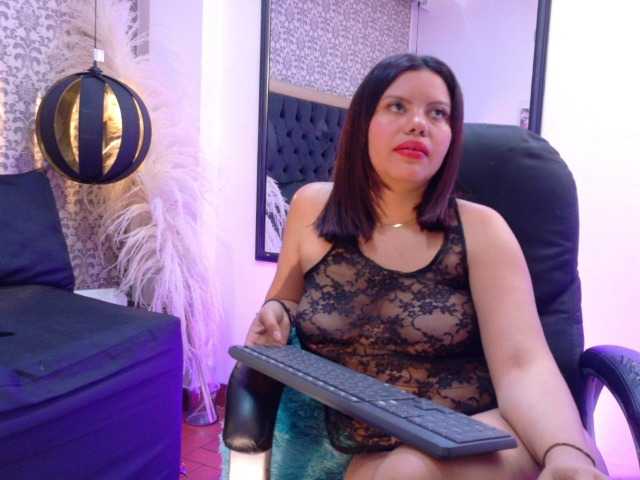 Alessiafury live cam on BongaCams
