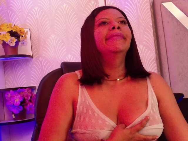 Alessiafury live cam on BongaCams