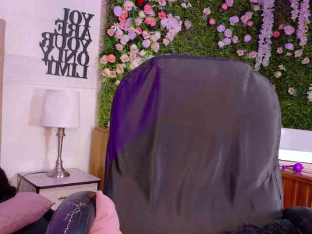 Alessiafury webcam