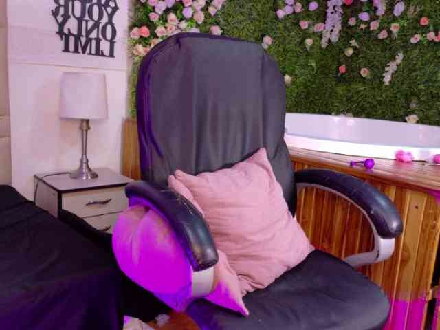 Alessiafury webcam