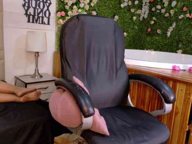 Alessiafury webcam