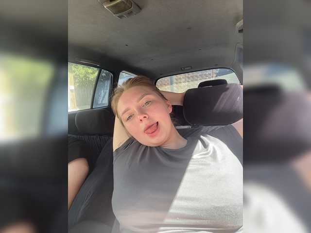 Kiss_999