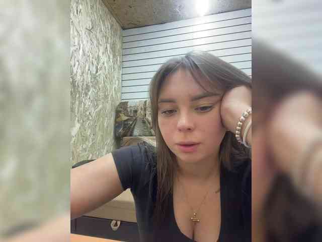Kiss_999 webcam