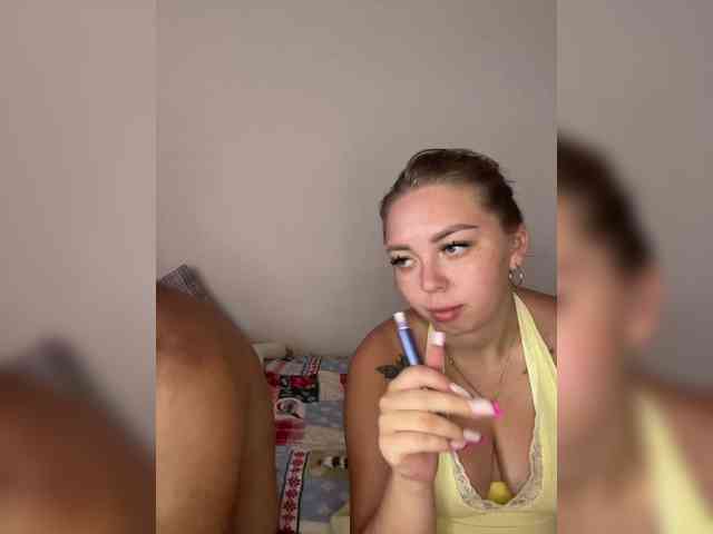 Kiss_999 webcam