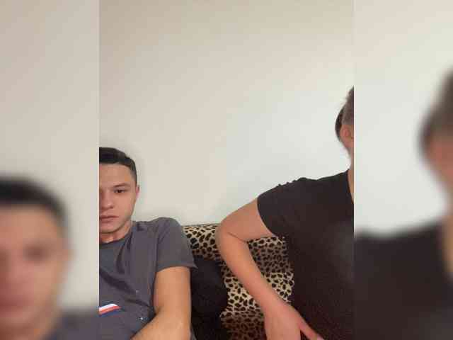 Kiss_999 webcam
