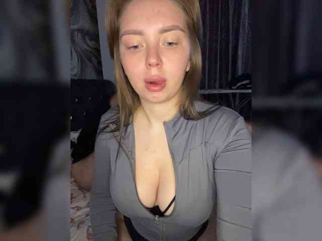 Kiss_999 webcam