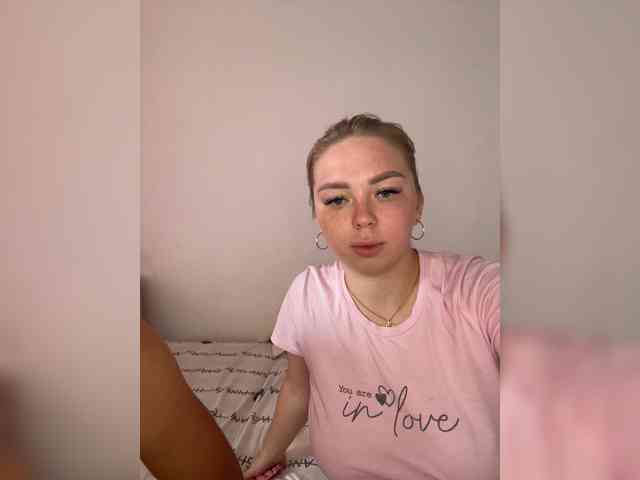 Kiss_999