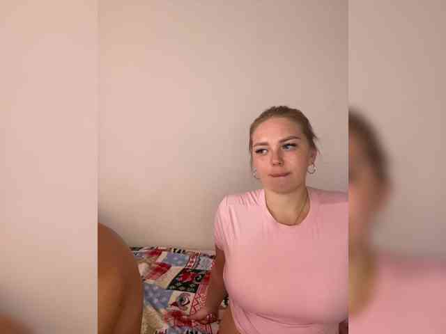 Kiss_999 webcam