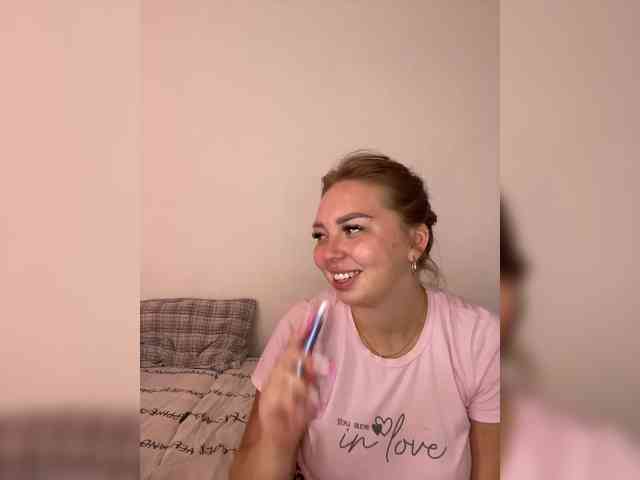 Kiss_999 webcam