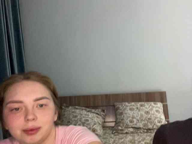 Kiss_999 webcam