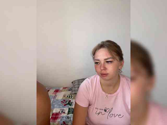 Kiss_999 webcam