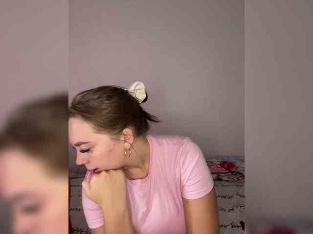 Kiss_999 webcam