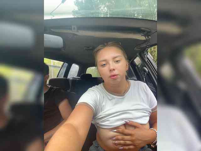 Kiss_999