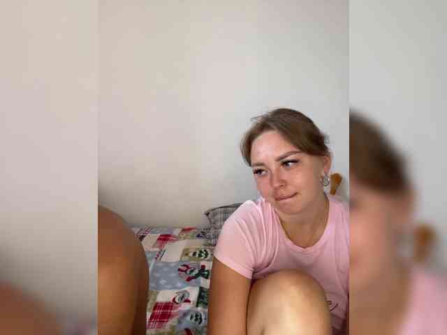 Kiss_999 webcam