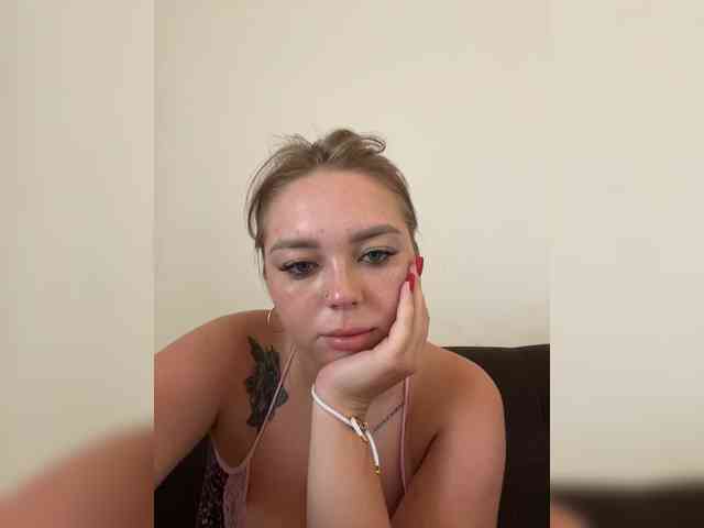 Kiss_999 webcam