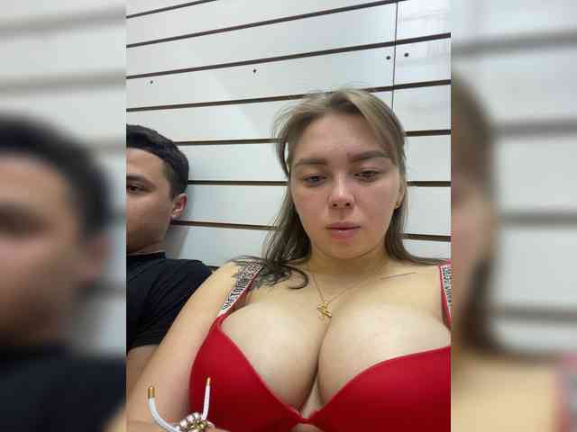 Kiss_999 webcam
