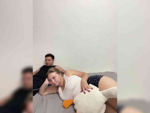 Kiss_999 webcam