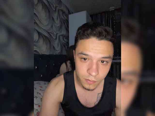 Kiss_999 webcam