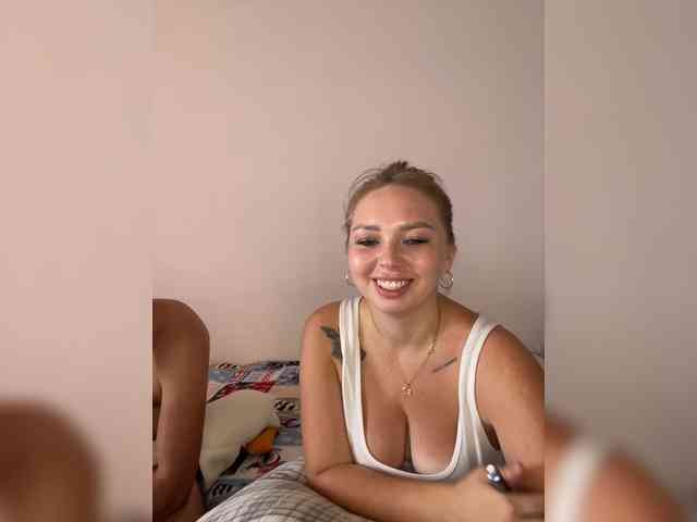 Kiss_999 webcam