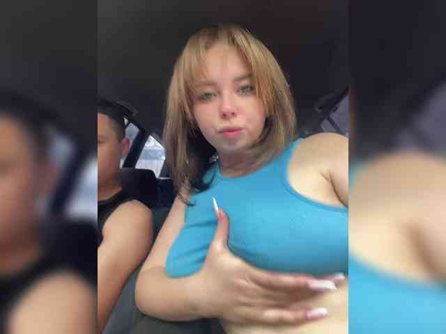 Kiss_999 webcam