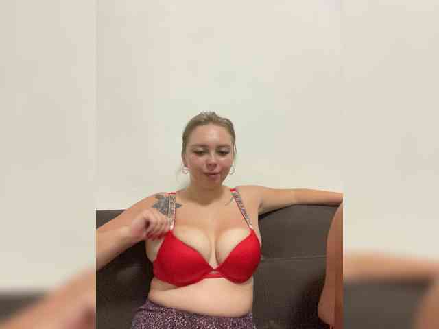Kiss_999 webcam