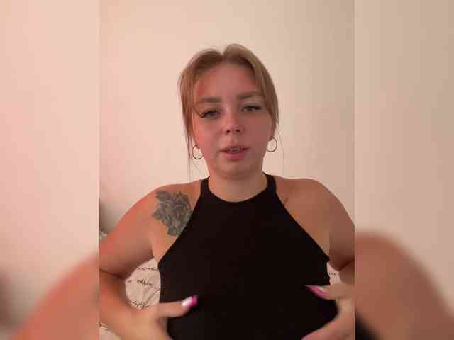 Kiss_999