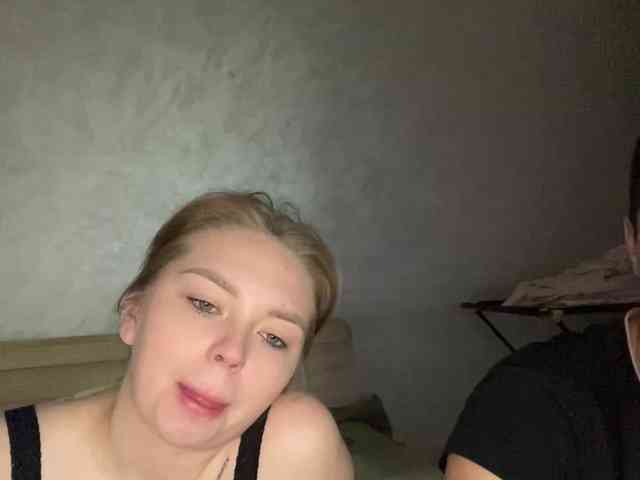 chatroom porn Kiss