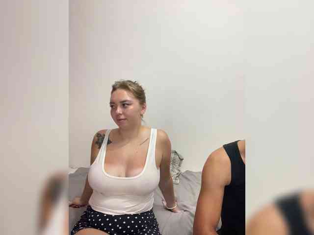 Kiss_999 webcam
