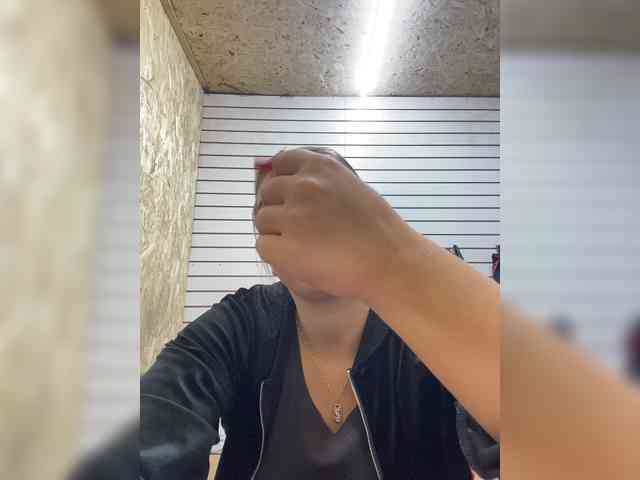 Kiss_999