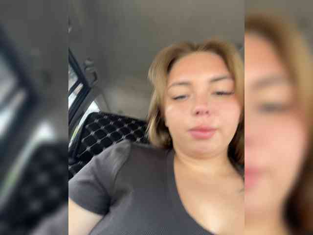 Kiss_999