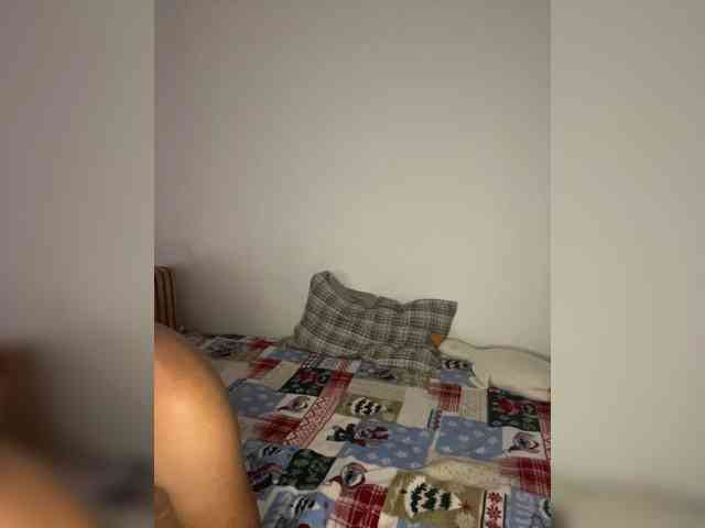 Kiss_999 webcam
