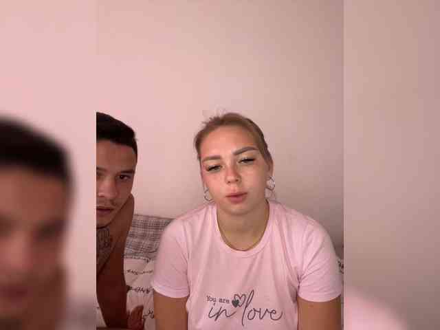Kiss_999 webcam