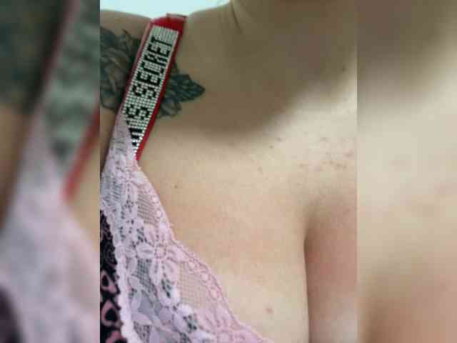 Kiss_999