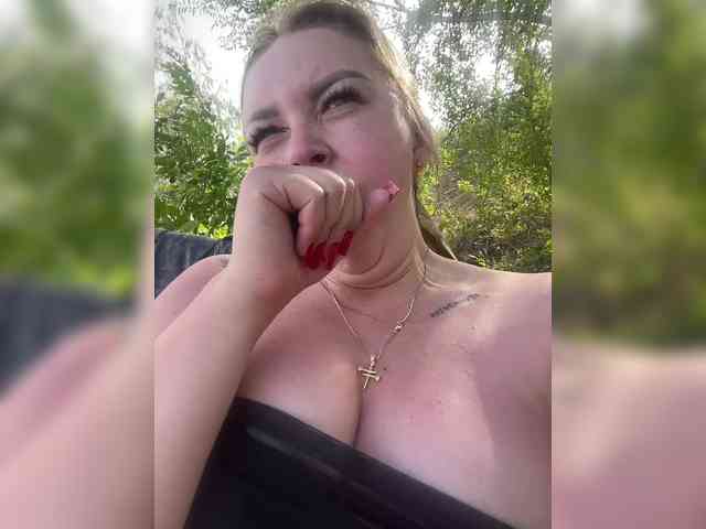 Kiss_999
